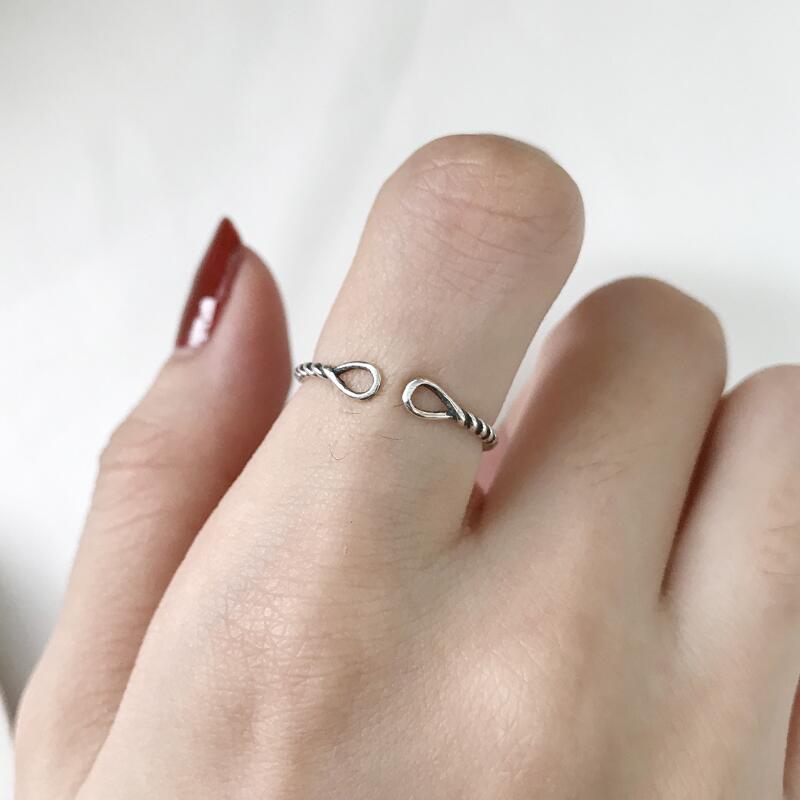 Twisted Rope Adjustable Ring Band
