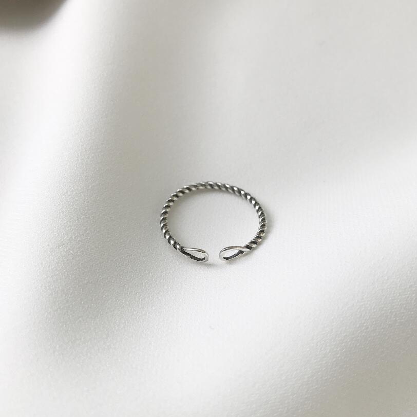 Twisted Rope Adjustable Ring Band